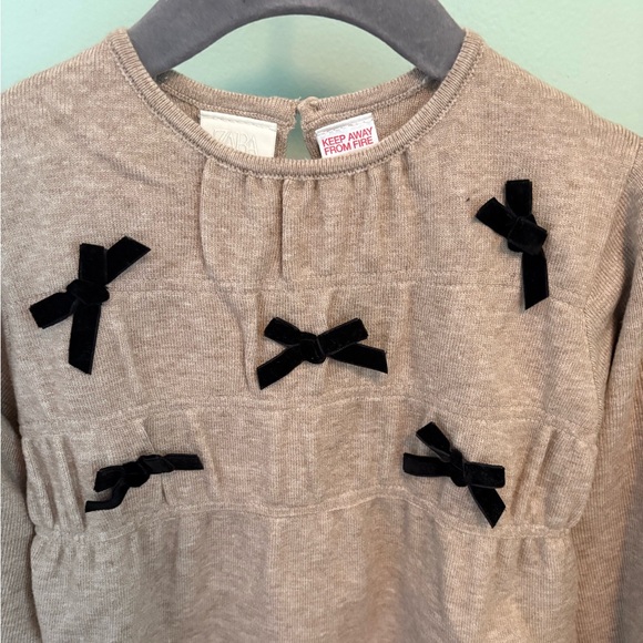 ZARA KNIT DRESS WITH BOWS - Picture 6 of 10